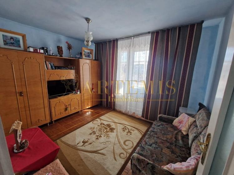 Apartament de 3 camere, decomandat, 66 mp., zona Sens - 6