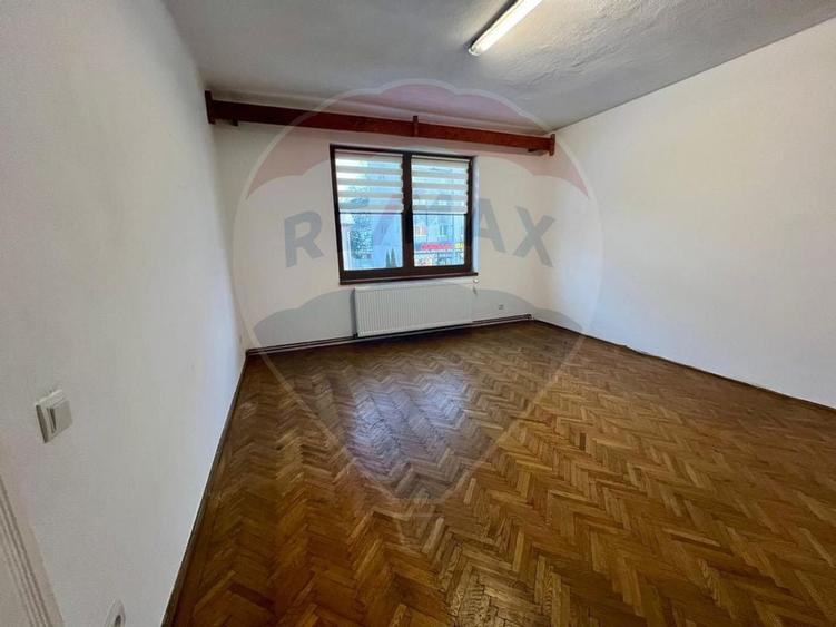 Casă cu 3 camere de vânzare Calea Dumbravii - 12