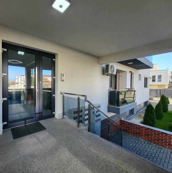 Apartament 3 camere cu parcare inclusa - 11