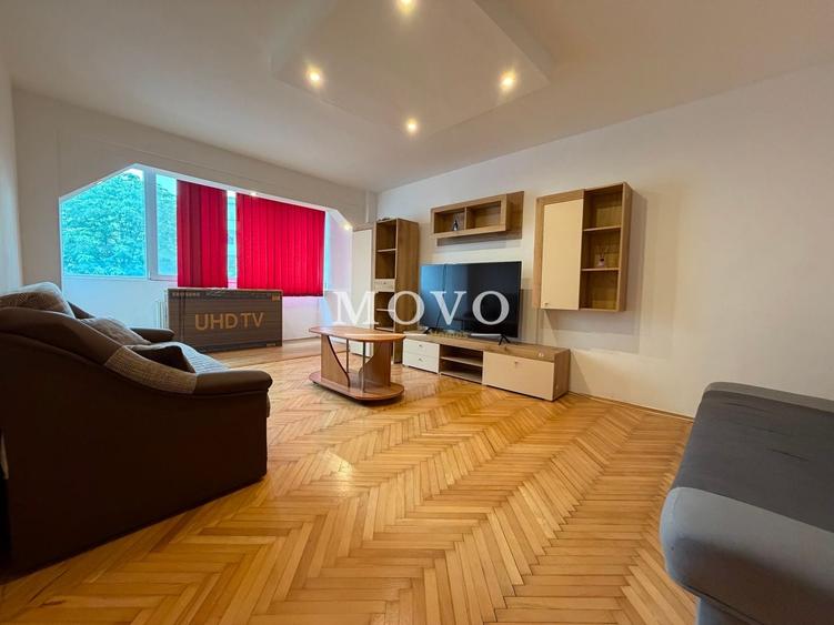 Apartament cu 4 camere decomandat, mobilat în Freidorf