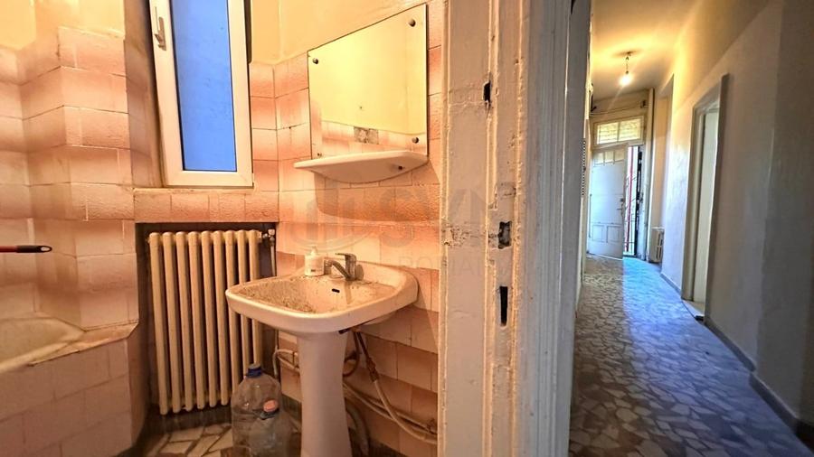 REA1025245 Apartament 5 camere de vanzare Universitate - 10