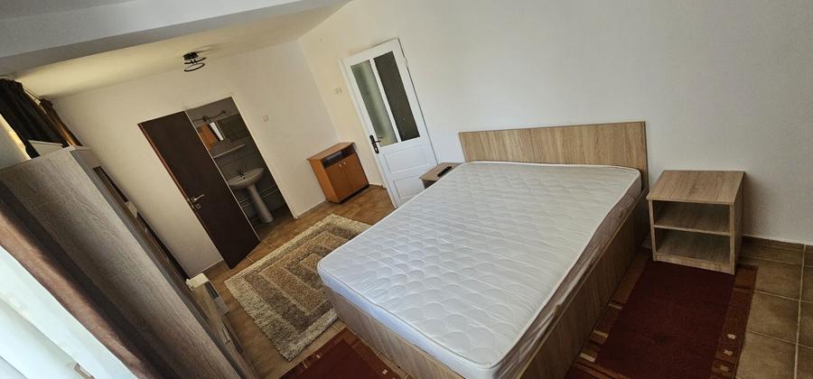 Apartament 2 camere in vila la curte - 2