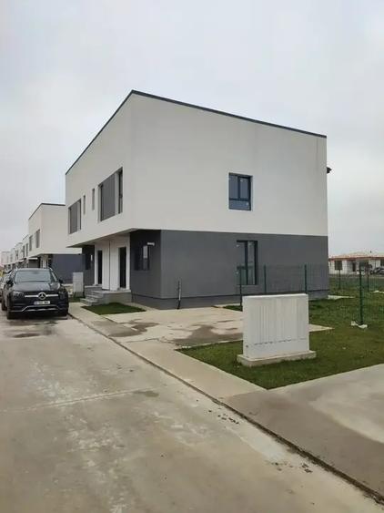 Vila 4 CamereAlipita P+1 | De Vanzare |  Complex Rezidential | Curte - 4