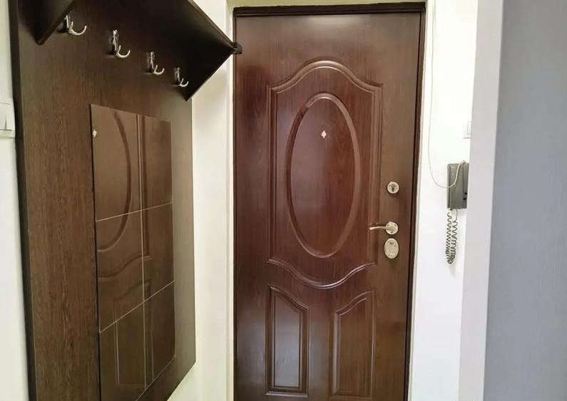 Piata sudului confort 2 etaj 2 - 1