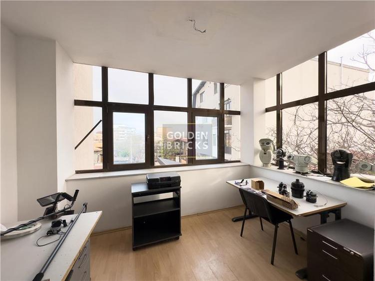 Pta Presei Libere | Straulesti | 12 camere | Parcare 15 locuri | Garaj | Metrou - 14