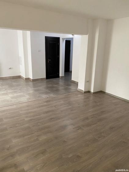 Vand inchiriez spatiu comercial 85 mp Calimanesti - 6