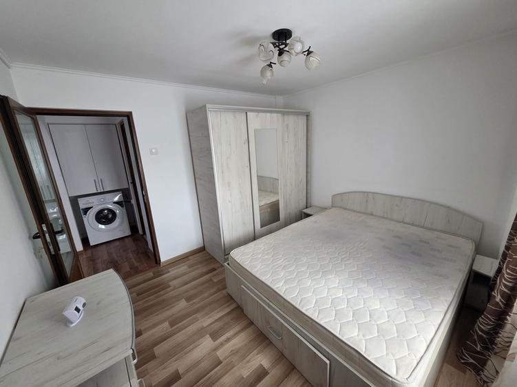 Apartament, 3 camere Pitesti - 1