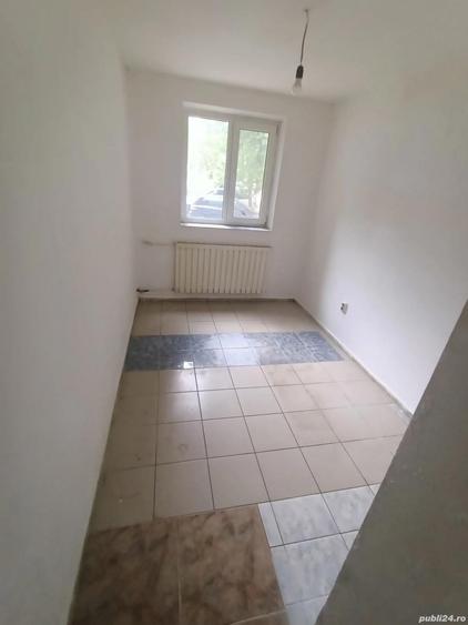 Oferta Buna, In Zona Dambovita,De Vanzare 2 Garsoniere Ocupabile Imediat !!! - 5