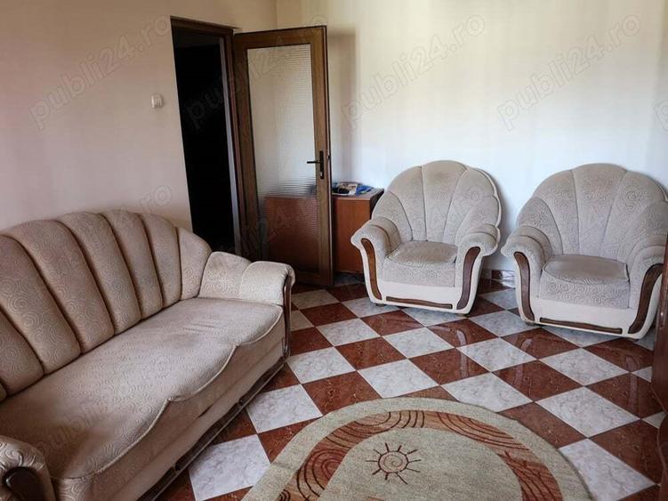 Inchiriez apartament cu 3 camere - 3