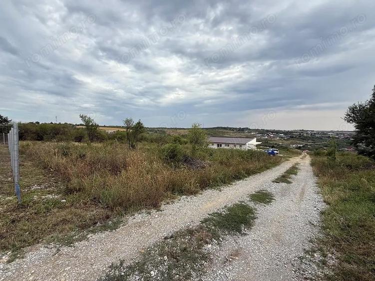 Teren intravilan - Loc de casa - 800 mp. - IMOBIHOR - 1