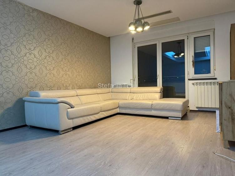 Apartament 3 camere de închiriat Unirii