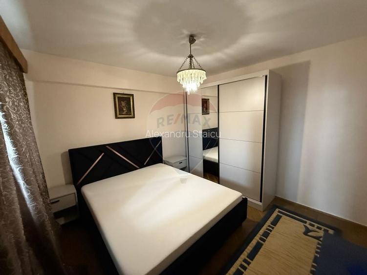 3 camere de inchiriat zona Ramada