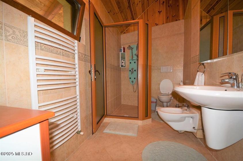 Campulung - Leresti, casa de munte, teren 5503 mp! - 9