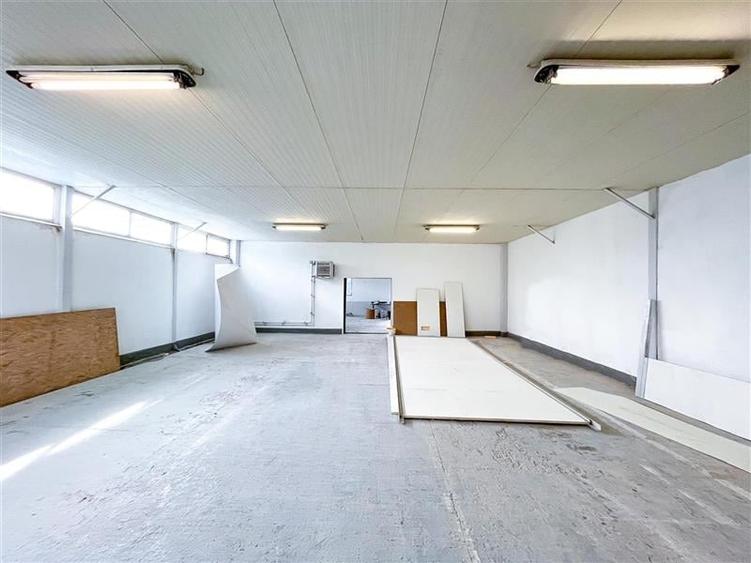 Hala & CURTE libera  SemiCENTRAL - 2