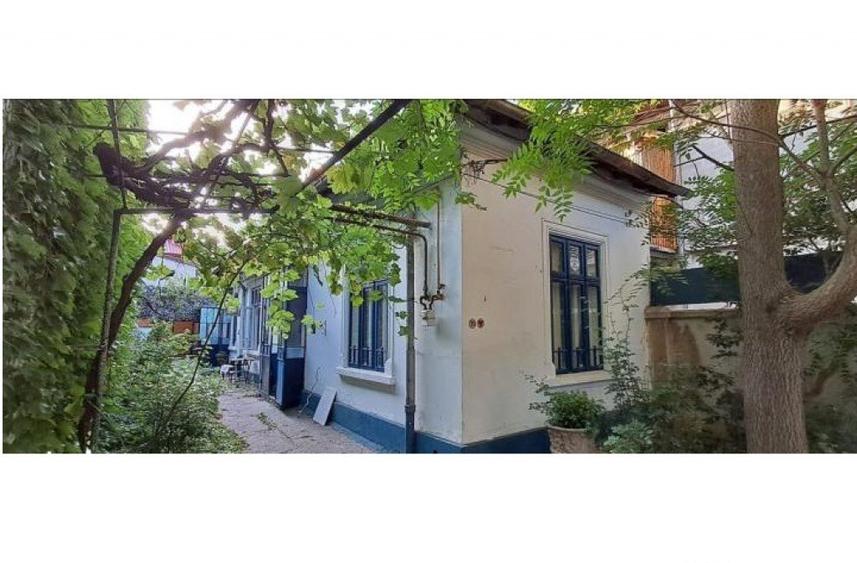 1 Mai Domenii - casa, 4 camere, curte, multiple dependinte, parcare - 5