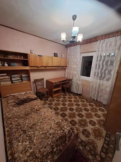 3 camere DECOMANDAT etaj 1 zona Bucovina cu 2 bai si 2 balcoane langa parcul Bucovina ... 72 mp - 17