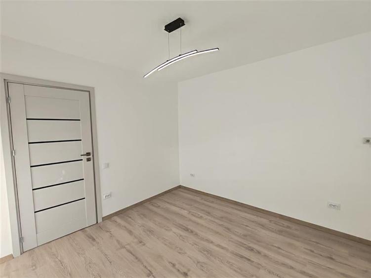 Apartament 2 camere decomandat, modern, Toamnei, Centrul Civic - 4