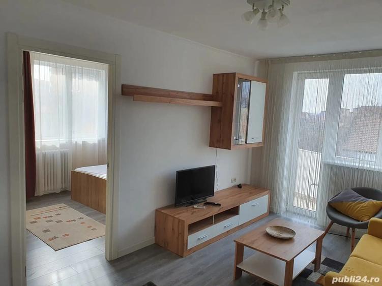 Inchiriez apartament 2 camere - 4