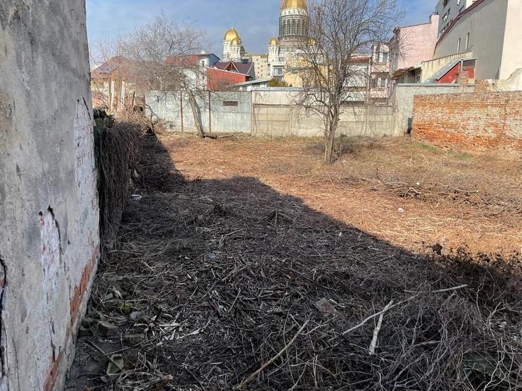 TEREN CU AUTORIZATIE DE CONSTRUIRE ZONA 13 SEPTEMBRIE - MARRIOT - 1