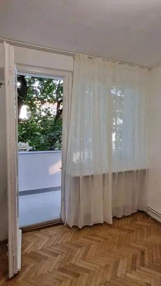 Apartament cu 3 camere, spre inchiriere, la 5 minute de UMFST - 1