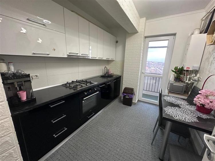 Apartament 2 camere  de vanzare  Valea Lupului - 8