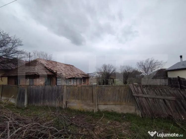 Teren cu casa, Podari, 1000 mp, toate utilitatile, 20 m desc - 2