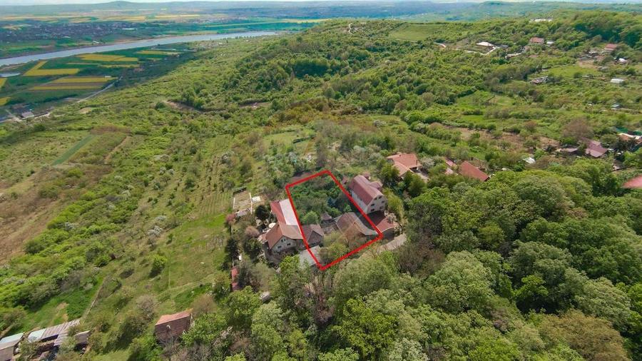 De vânzare casă și teren 1.425 mp - Podgoria - 1