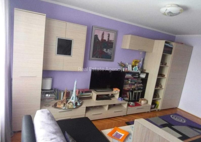 Apartament cu 3 camere in zona Lipovei Apartament cu 3 camere in zona Lipovei