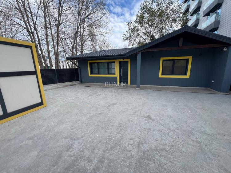 Casă de vacanță modernă – Finisaje de lux, foișor Casă de vacanță modernă – Finisaje de lux, foișor