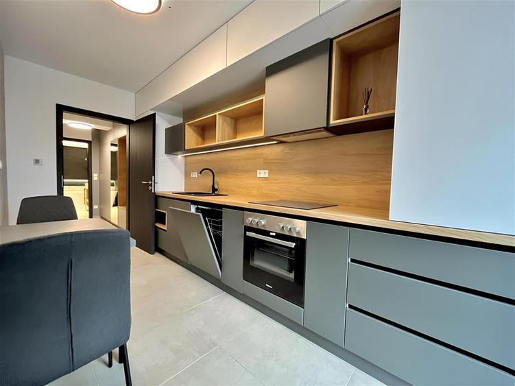 Garsoniera cu Parcare Subterana in Cosmopolit zona Centrala - 5