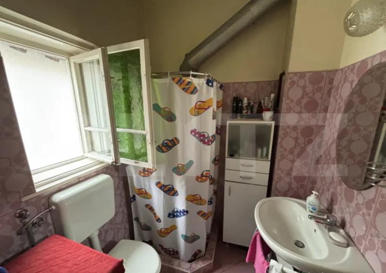 Casa de vanzare zona ultracentrala - 1