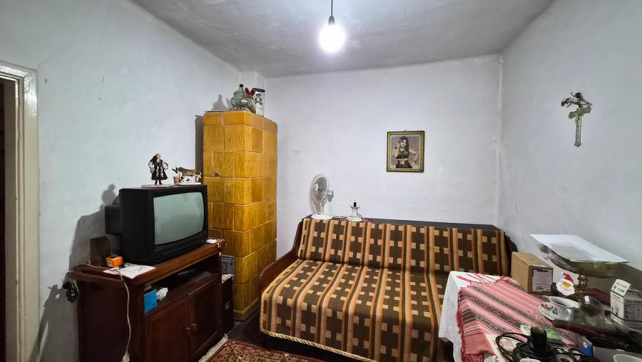 Inel II -Coiciu -scoala generala 39 -casa chirpic 77 mp +teren 236 mp - 14