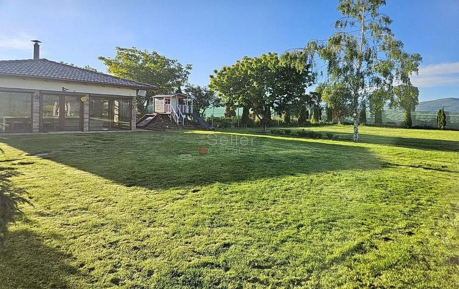 Structura Generoasa Zona Linistita - 13