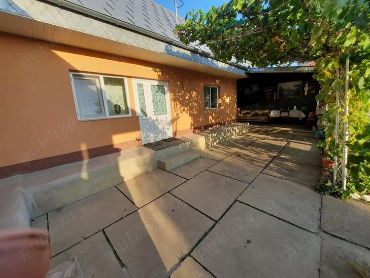 Casa Zorleni, 4 camere 130 mp + anexe, curte 1800 mp - 3