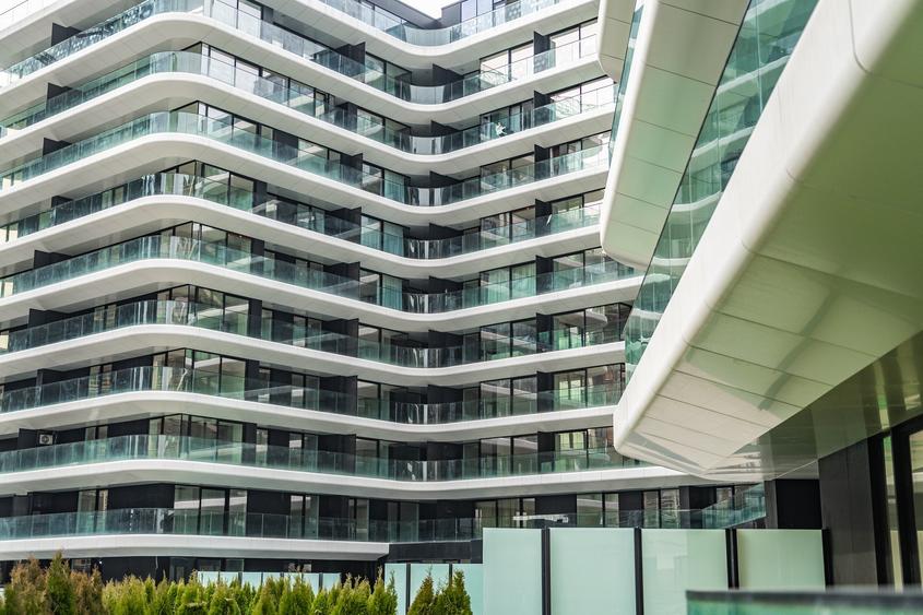 APARTAMENT 4 CAMERE - TERASA 46MP - FLOREASCA - COMISION 0% - 2