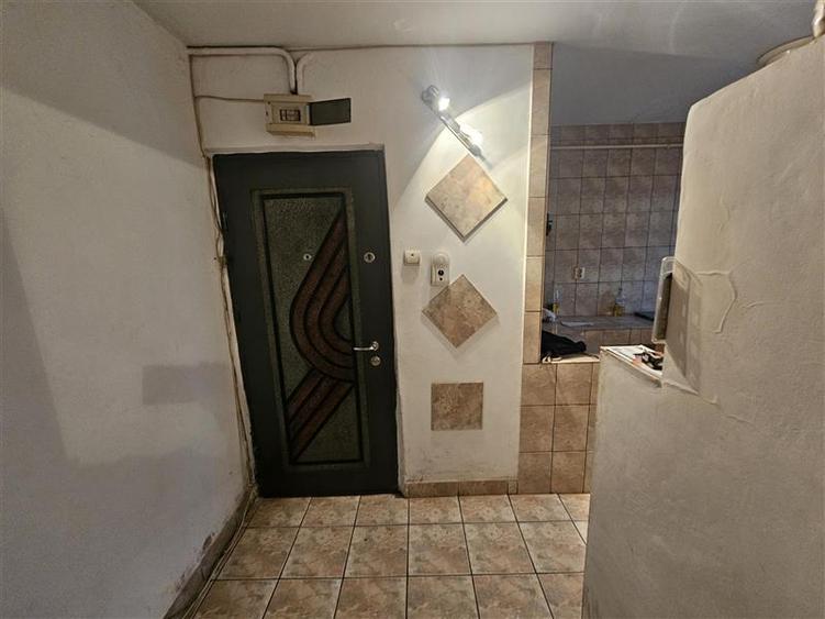 Resita, 2 Cam. Cf. 1, Mobilat+Utilat, Parter, Micro 1 - 9