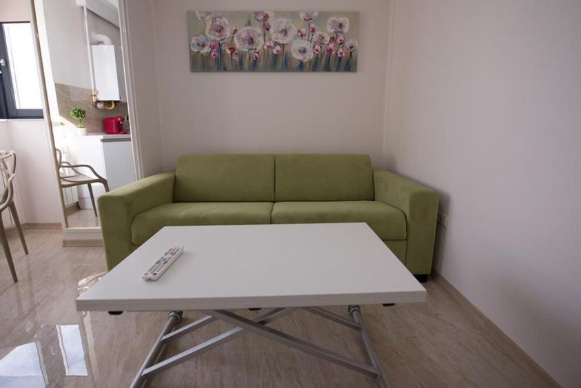 APARTAMENT 3 CAMERE MAMAIA CU VEDERE LA LAC - 4