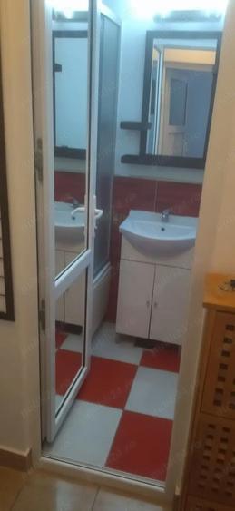 Inchiriez garsoniera cf 1, zona centrala, 200 Euro - 1