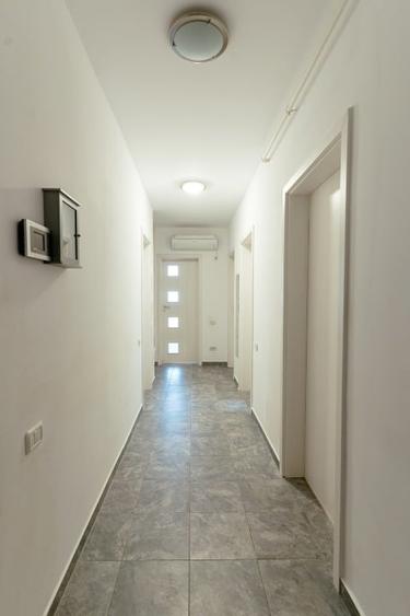 Apartament 2 camere zona Berceni - Aparatorii Patriei spatios, negociabil - 1