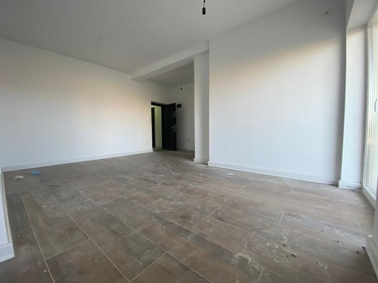 Apartament 3 camere, semidecomandat,62 mp utili,etaj P/3 -  Torontalului - 1