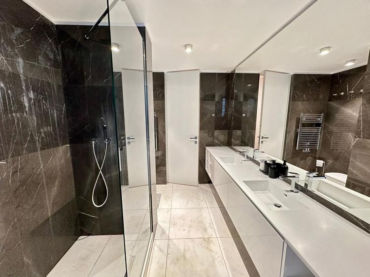 Duplex de lux cu terasă spectaculoasă, în inima zonei Charles de Gaulle - 11