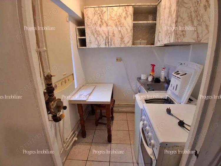 Garsoniera cu bucatarie- Centrala proprie- Clima- Calea Buziasului- 37.500 euro negociabil - 4