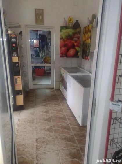 Vand inchiriez spatiu comercial in Helegiu centru. - 2