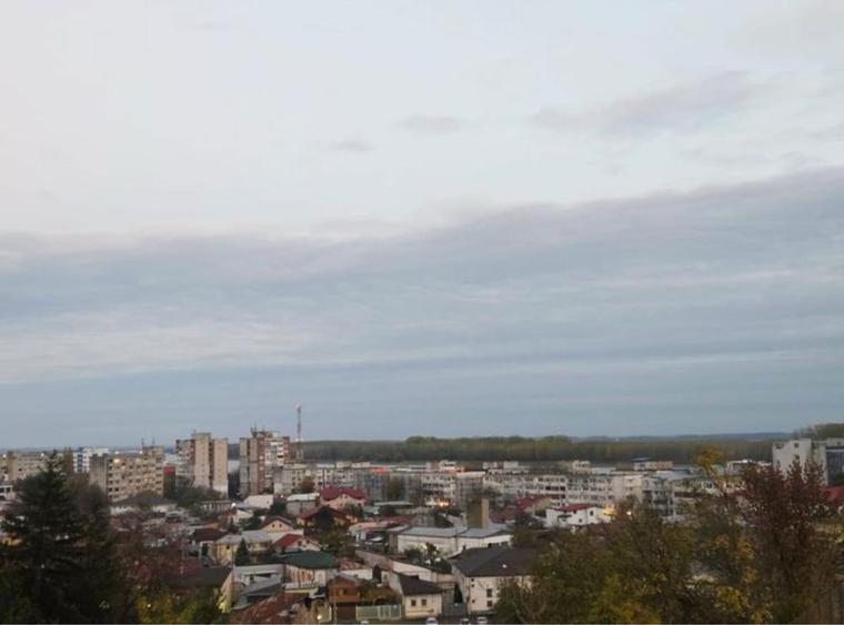 3 Camere - CENTRU:VEDERE VIS :Locatie Premium - Proiectul vietii tale - 2