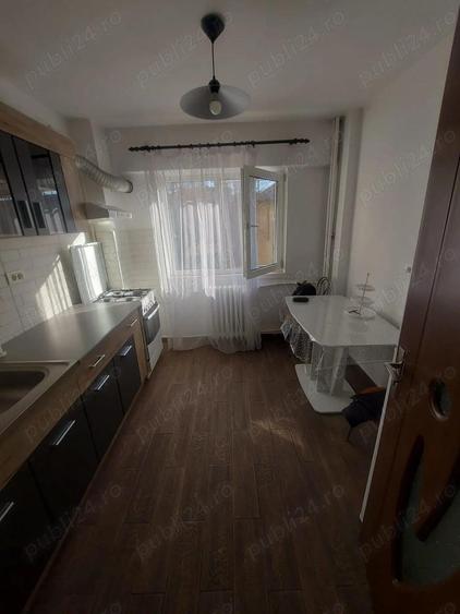 Apartament cu 2 camere etaj 1 zona Ostroveni (are centrala) - 2