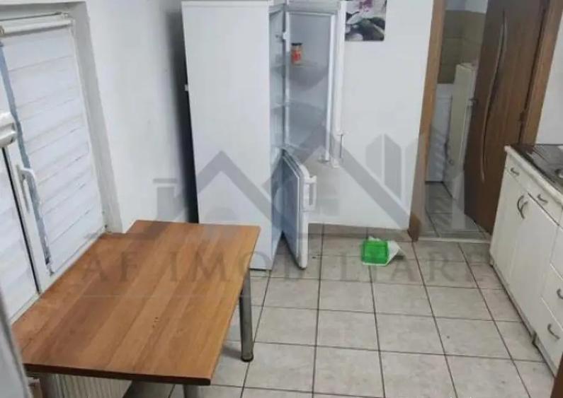 Tatarasi la 300m de statia Dispecer corp de CASA SC 54mp TE - 3