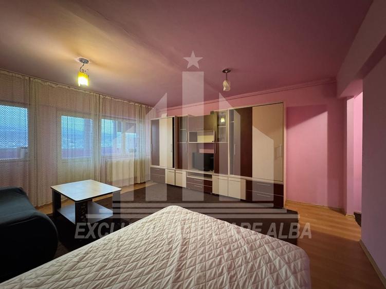 Garsoniera de vanzare | 30 mp | Lift | Panorama | Cetate - 1