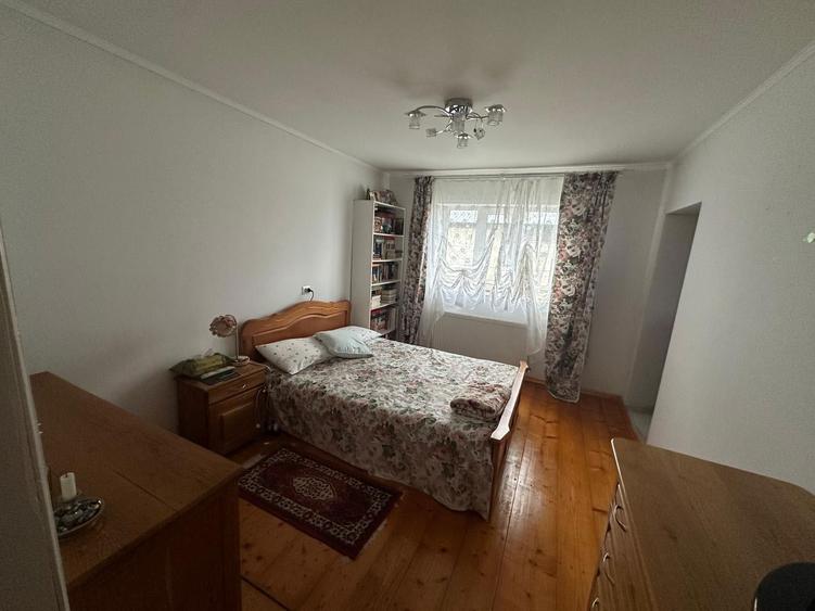 Proprietate Dorohoi, casa si teren - 6