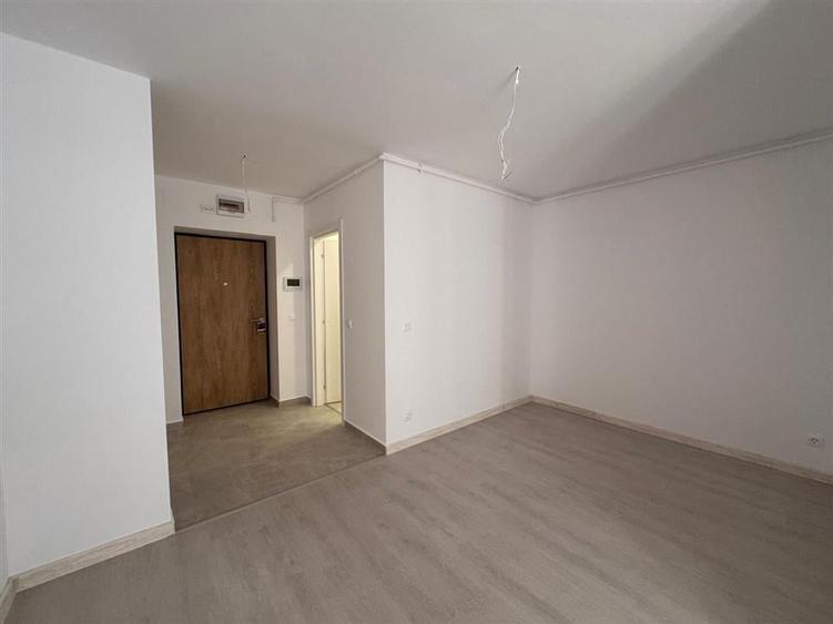 vanzare garsoniera | metrou Republica | complex rezidential nou | luxuriant | et - 3