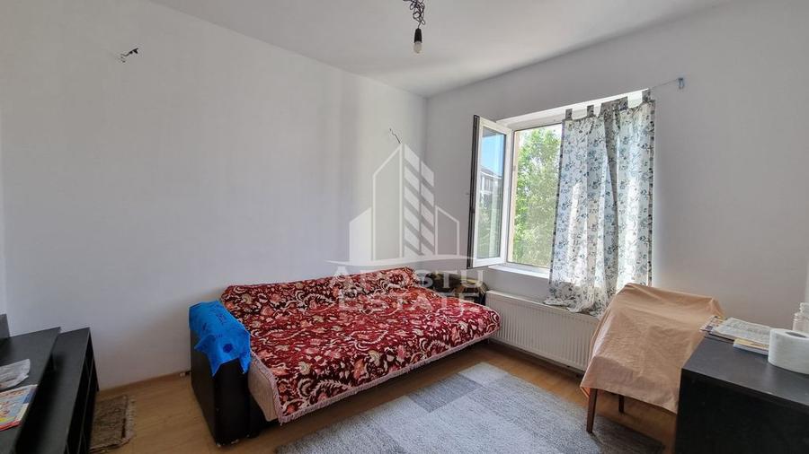 Casa individuala situata in zona Mehala - 16